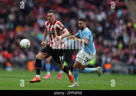 London, Großbritannien. 22. April 2023. Jack Robinson aus Sheffield Utd (19) in Aktion. Der Emirates FA Cup, Halbfinale, Manchester City gegen Sheffield Utd im Wembley Stadium in London am Samstag, den 22. April 2023. Nur redaktionelle Verwendung. Bild von Andrew Orchard/Andrew Orchard Sportfotografie/Alamy Live News Credit: Andrew Orchard Sportfotografie/Alamy Live News Stockfoto