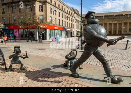 Statue von verzweifeltem Dan von Künstlern aus Angus, Tony und Susie Morrow, im Stadtzentrum von Dundee Stockfoto