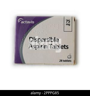 Actavis Aspirin Tabletten Zur Herstellung Einer Suspension Zum Einnehmen. Packung mit 28 Tabletten aus Karton. 75mg Stockfoto