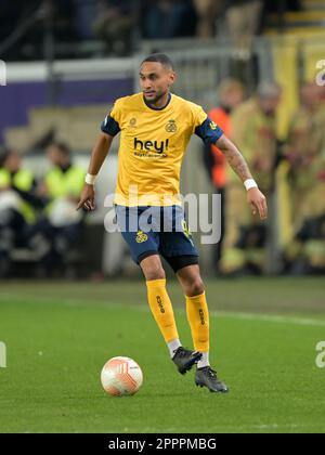 BRÜSSEL - Loic Lapoussin der Royale Union Saint-Gilloise während des Viertelfinalspiels der UEFA Europa League zwischen Union Sint Gillis und Bayer 04 Leverkusen im Lotto Park Stadion am 20. April 2023 in Brüssel, Belgien. AP | niederländische Höhe | GERRIT VON KÖLN Stockfoto