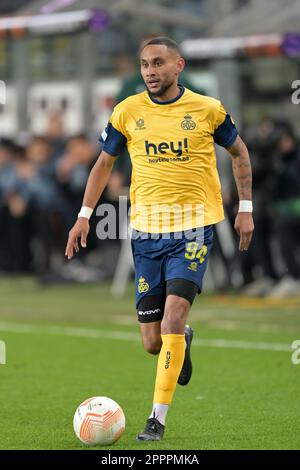 BRÜSSEL - Loic Lapoussin der Royale Union Saint-Gilloise während des Viertelfinalspiels der UEFA Europa League zwischen Union Sint Gillis und Bayer 04 Leverkusen im Lotto Park Stadion am 20. April 2023 in Brüssel, Belgien. AP | niederländische Höhe | GERRIT VON KÖLN Stockfoto