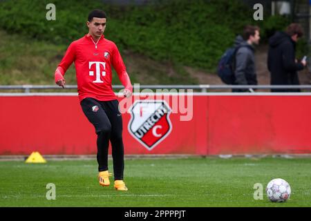 Utrecht, Niederlande. 24. April 2023. UTRECHT, NIEDERLANDE - APRIL 24: Rafik el Arguioui vom Jong FC Utrecht während des Keuken Kampioen Divisie-Spiels zwischen dem Jong FC Utrecht und Jong Ajax im Sportcomplex Zoudenbalch am 24. April 2023 in Utrecht, Niederlande (Foto: Ben Gal/Orange Pictures) Guthaben: Orange Pics BV/Alamy Live News Stockfoto