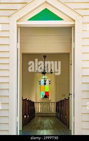 Die Montpelier Methodist Church wird im Baldwin County Bicentennial Park, 22. April 2023, in Stockton, Alabama, abgebildet. Die Kirche wurde 1895 erbaut. Stockfoto