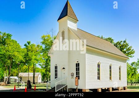 Die Montpelier Methodist Church wird im Baldwin County Bicentennial Park, 22. April 2023, in Stockton, Alabama, abgebildet. Die Kirche wurde 1895 erbaut. Stockfoto