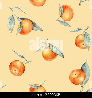 Nahtlose, wässrige Zitrusfrüchte und Blätter. Grüne Blätter und Orangenfrüchte auf orangefarbenem Hintergrund. Nahtlose Aquarelle von Mandarinen und Orangen Stockfoto