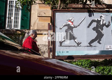 Rom, Italien. 24. April 2023. Wandmalerei des italienischen Straßenkünstlers Laika im Stadtteil Garbatella in Rom anlässlich des Befreiungstages vom Nazifaschismus (Foto von Matteo Nardone/Pacific Press) Kredit: Pacific Press Production Corp./Alamy Live News Stockfoto