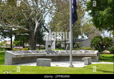 FOUNTAIN VALLEY, KALIFORNIEN - 18. April 2023: Veterans Memorial im Veterans Park im Civic Center. Stockfoto