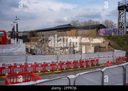 Die Unterführung der Botley Road ist am Bahnhof Oxford, Großbritannien, für 6 Monate geschlossen, damit die Umbauarbeiten des Bahnhofs fortgesetzt werden können. Stockfoto