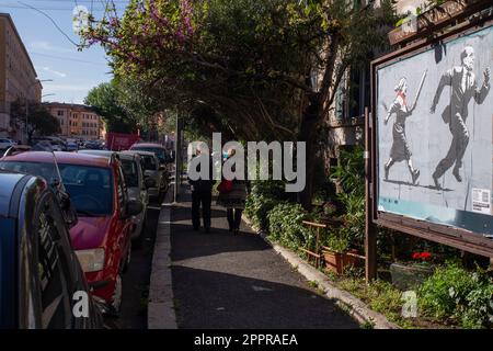 Rom, Italien. 24. April 2023. Wandbild des italienischen Straßenkünstlers Laika im Stadtteil Garbatella von Rom anlässlich des Befreiungstages vom Nazifaschismus (Kreditbild: © Matteo Nardone/Pacific Press via ZUMA Press Wire) NUR REDAKTIONELLE VERWENDUNG! Nicht für den kommerziellen GEBRAUCH! Stockfoto
