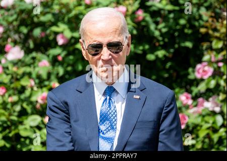 Washington, Usa. 24. April 2023. Präsident Joe Biden bei einer Veranstaltung zu Ehren der Lehrer des Jahres im Rosengarten des Weißen Hauses. (Foto: Michael Brochstein/Sipa USA) Guthaben: SIPA USA/Alamy Live News Stockfoto