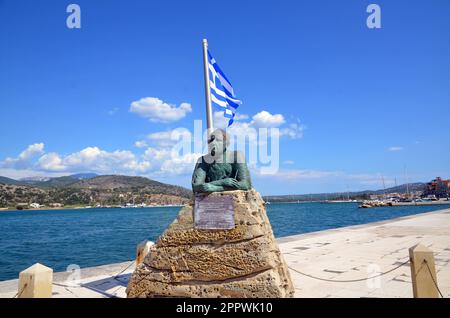 Griechenland, Ionisches Meer, Kefalonia Island Argostoli Stadt (Seewassermühle, Leuchtturm, Nikos Kavvadias Statue) und Kloster Stockfoto