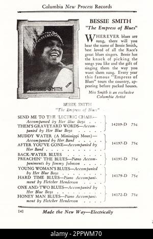 Eine Werbung in einem Columbia Records Race Recording-Katalog von 1927, in dem die 78-Aufnahmespiele der Sängerin Bessie Smith von Jazz und Blues gezeigt werden. Laut Professor Google wären 75 Cent im Jahr 1927 etwa $12,57 im Jahr 2023. Stockfoto