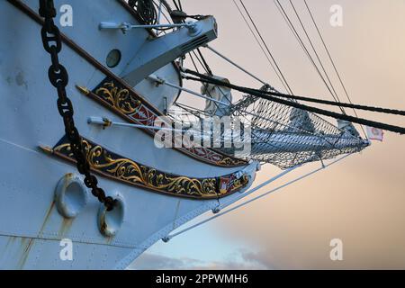 Schleifendetail des Statsraad Lehmkuhl, neben dem in Reykjavik, Island, festgemacht Stockfoto