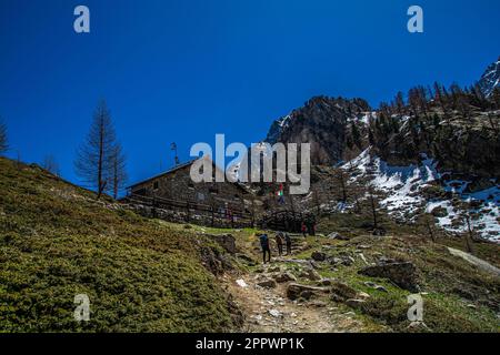 Ausflug zum Livio Bianco Zufluchtsort im oberen Valle Gesso in der Provinz Cuneo im südlichen Piemont Stockfoto