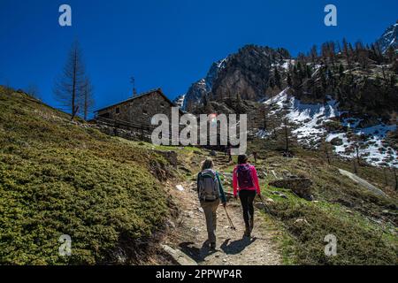 Ausflug zum Livio Bianco Zufluchtsort im oberen Valle Gesso in der Provinz Cuneo im südlichen Piemont Stockfoto