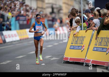 Anna Incerti nimmt am Marathon der europäischen Leichtathletikmeisterschaft 2022 in München Teil. Stockfoto