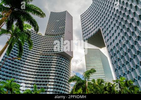 DUO Twin Towers, eingebettet zwischen dem historischen Kampong Glam Viertel. Singapur. Stockfoto