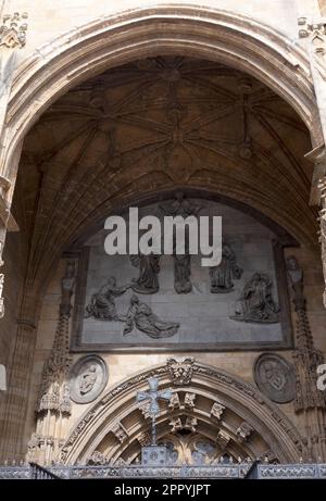 Die Metropolitanische Kathedrale Basilika des Heiligen Erlösers oder die Kathedrale von San Salvador in Oviedo, Asturien, Spanien Stockfoto