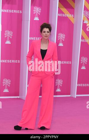 CANNES, FRANKREICH - 15 6. APRIL Canneseries International Festival : 2. Tag Alice Birch, nehmen Sie an der Eröffnungszeremonie des 6. Canneseries Internati Teil Stockfoto