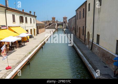 Fahrradtour am rechten Ufer des Flusses Po: Comacchio Stockfoto