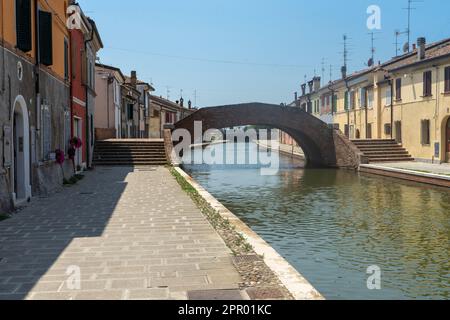 Fahrradtour am rechten Ufer des Flusses Po: Comacchio Stockfoto