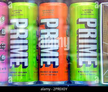 Prime Hydration Energy Drink von Logan Paul & KSI Drinks Aromen Zitronenkalk, Orange Mango Stockfoto