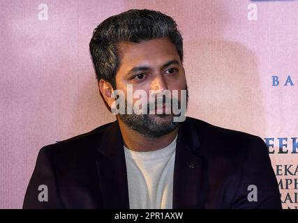 Mumbai, Indien. 25. April 2023. Der indische Filmschauspieler Jayam Ravi wird während der Pressekonferenz seines bevorstehenden Films Ponniyin Selvan (PS-2) in Mumbai gesehen. Der Film wird am 28. April 2023 in den Theatern in Tamil, Telugu, Malayalam, Kannada und Hindi veröffentlicht. Kredit: SOPA Images Limited/Alamy Live News Stockfoto