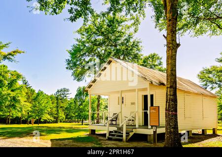 Latham Post Office wird im Baldwin County Bicentennial Park, 22. April 2023, in Stockton, Alabama, abgebildet. Stockfoto