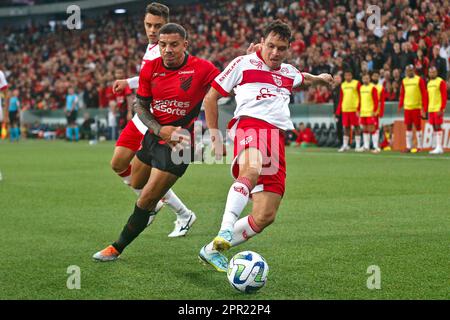 Curitiba, Brasilien. 25. April 2023. PR - CURITIBA - 25/04/2023 - COPA DO BRASIL 2023, ATHLETICO-PR X CRB - David Terans Spieler von Athletico-PR während eines Spiels gegen CRB im Stadion Arena da Baixada für die Copa do Brasil Meisterschaft 2023. Foto: Gabriel Machado/AGIF/Sipa USA Guthaben: SIPA USA/Alamy Live News Stockfoto