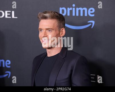 Culver City, Usa. 25. April 2023. Richard Madden nimmt am Dienstag, den 25. April 2023, an der Premiere der TV-Serie „Citadel“ von Prime Video im Culver Theater Teil. Storyline: Die globale Spionageagentur Citadel ist gefallen, und die Erinnerungen ihrer Agenten wurden gelöscht. Jetzt erhebt sich das mächtige Syndikat Manticore in der Leere. Können sich die Zitadellen-Agenten an ihre Vergangenheit erinnern und die Kraft aufbringen, sich zu wehren? Foto: Greg Grudt/UPI Credit: UPI/Alamy Live News Stockfoto