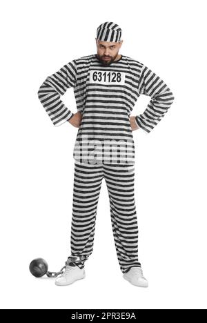 Gefangener in Spezialuniform mit Metallkugel auf weißem Hintergrund Stockfoto