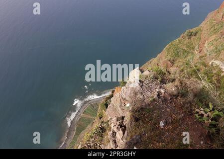 Blick von den Klippen Cabo Girao auf Madeira Stockfoto