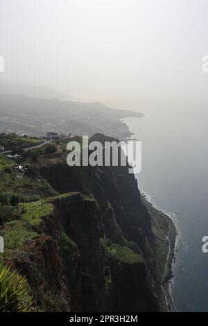 Blick von den Klippen Cabo Girao auf Madeira Stockfoto