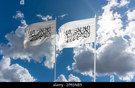 Flagge der Taliban. Afghanische Flagge, Afghanistan in der Macht der Taliban. Die Aufschrift „Shahada“ steht auf der weißen Flagge.al-Qaida Stockfoto