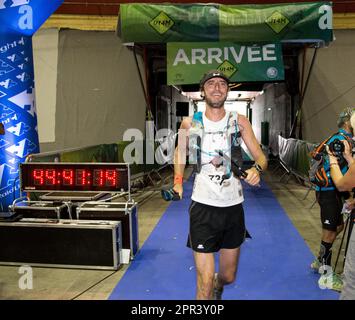 Ultra Tour 4 des Massifs. Trail-Running-Marathon UT4M. Rasen Sie durch die Berge um Grenoble, Frankreich. Vvbvanbree Fotografie Stockfoto