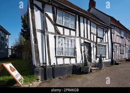 Lavenham wurde als „die vollständigste mittelalterliche Stadt Großbritanniens“ bezeichnet, eine Hommage an ihre feine Sammlung mittelalterlicher und Tudorarchitektur Stockfoto