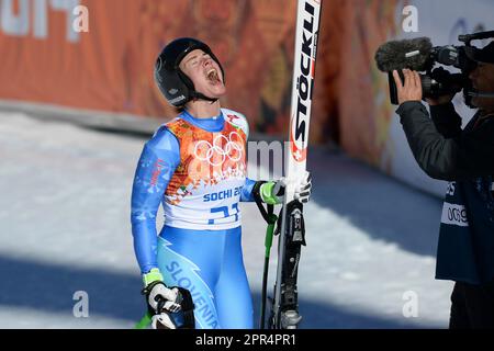 ARCHIVFOTO: Tina LABYRINTH wird am 2. Mai 2023 40, Tina LABYRINTH (SLO), ruft ihre Freude, 1. Platz, Goldmedaille, Gold, Goldmedaille, Olympiasieger, Jubel, Jubel, Freude, Enthusiasmus, Emotion, Jubel, Action, Einzelaktion, Einzelbild, Schnitt, Ganzkörperfoto, ganze Figur. Alpinski, Abfahrtski von Damen, Frauen, auf 02/12/2014. Rosa Khutor Alpine Center. XXII. Olympische Winterspiele 2014, ab 07,02. - 02/23/2014 in Sotschi/Russland. ? Stockfoto