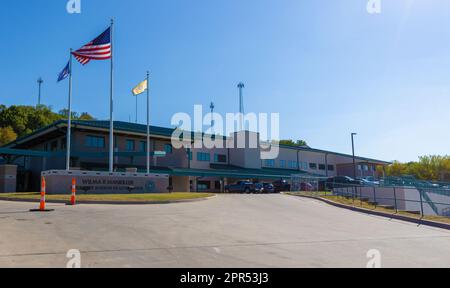 Stilwell, Oklahoma, USA - 29. September 2022: Wilma P. Mankiller Health Center in Cherokee Nation, eröffnet seine Türen im Jahr 2019. Stockfoto