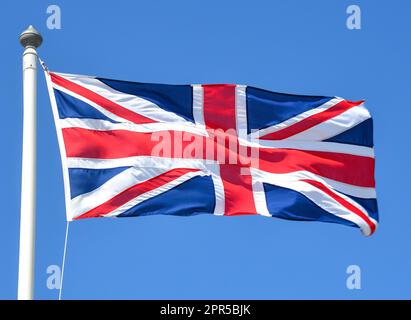 Union-Jack-Flagge auf Flaggenmast, Westminster, City of Westminster, Greater London, England, Vereinigtes Königreich Stockfoto