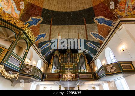 Reich dekoriertes Interieur der Domkirke-Kirche in Oslo, Norwegen, Europa Stockfoto