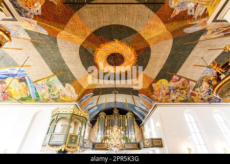 Reich dekoriertes Interieur der Domkirke-Kirche in Oslo, Norwegen, Europa Stockfoto