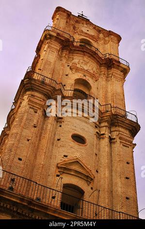 Blick auf den Nordturm der Kathedrale von Malaga, Spanien Stockfoto