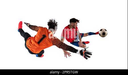 Torhüter den Ball fängt im Stadion während eines Fußballspiels. Stockfoto