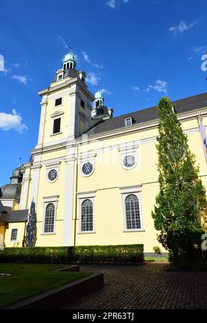 Die Kirche St. Andreas (Deutsch: St. Andreas) ist eine römisch-katholische Pfarrkirche im Zentrum der deutschen Stadt Düsseldorf Stockfoto