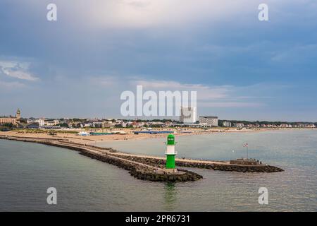 Maulwurf an der Ostsee in Warnemünde Stockfoto