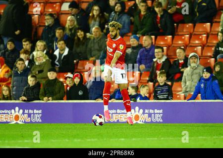 Oakwell Stadium, Barnsley, England - 25. April 2023 Barry Cotter (17) of Barnsley - während des Spiels Barnsley V Ipswich Town, Sky Bet League One, 2022/23, Oakwell Stadium, Barnsley, England - 22. April 2023 Kredit: Arthur Haigh/WhiteRosePhotos/Alamy Live News Stockfoto