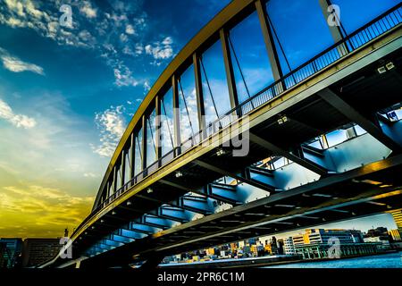 Tsukiji Ohashi und Abendlandschaft Stockfoto