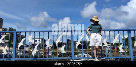 Gelegen im Gongliao District und Miri Longdong Bay, umgeben von Bergen auf drei Seiten und nur mit Blick auf das Meer im Nordosten, um eine natürliche kleine Bucht zu bilden, New Taipei City, Taiwan Stockfoto