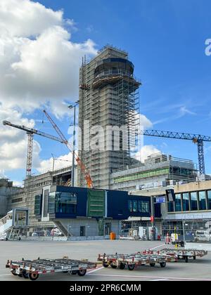 flughafen Frankfurt süd (Building the Future) Terminal 3, neuer Kontrollturm im Bau Stockfoto