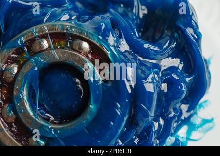 Schmierfett, synthetisches Lithium-Komplex-Schmierfett in Premium-Qualität, hohe Temperaturen und Maschinenschmierung für Automobil- und Industrieanwendungen. Stockfoto